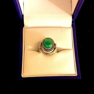 Locket silver ring with malachite